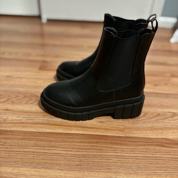 Black combat boots - Picture 5 of 6